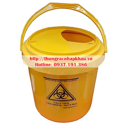 xô y tế màu vàng